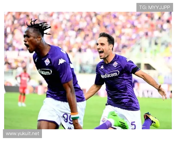 卡马文加 vs 托纳利:新一代中场核心能力对比分析 卡马文加 vs 托纳利:新一代中场核心能力对比分析