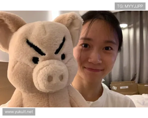 朱雪莹朋友圈晒的豪宅照片，让人一秒忘了她场上拼命样子