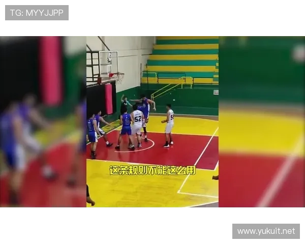 篮球比赛中底线发球有哪些具体规则要注意？